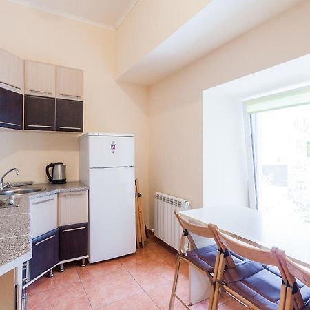 Apartment At Malaya Zhytomyrska 5 基輔 外观 照片