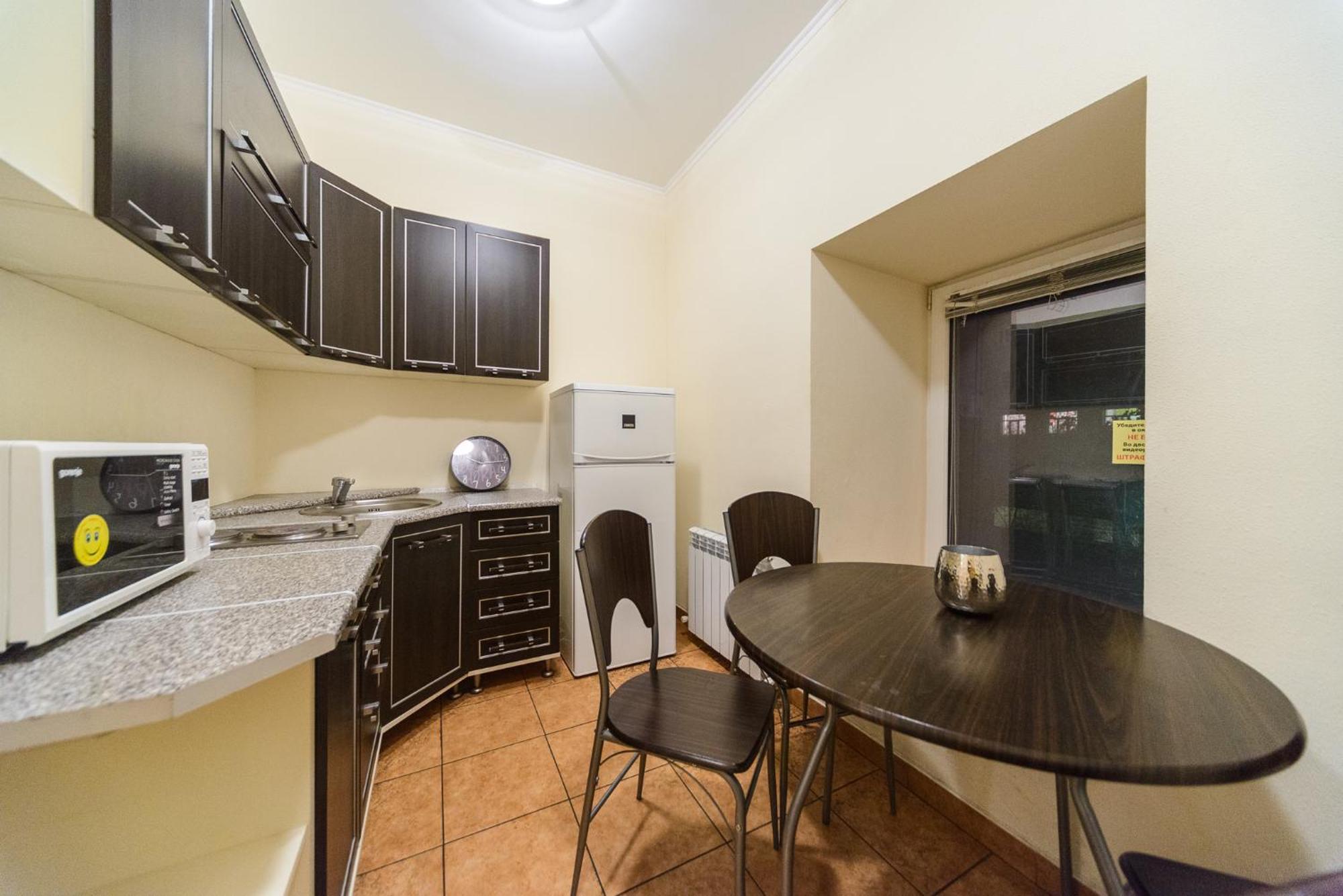Apartment At Malaya Zhytomyrska 5 基輔 外观 照片